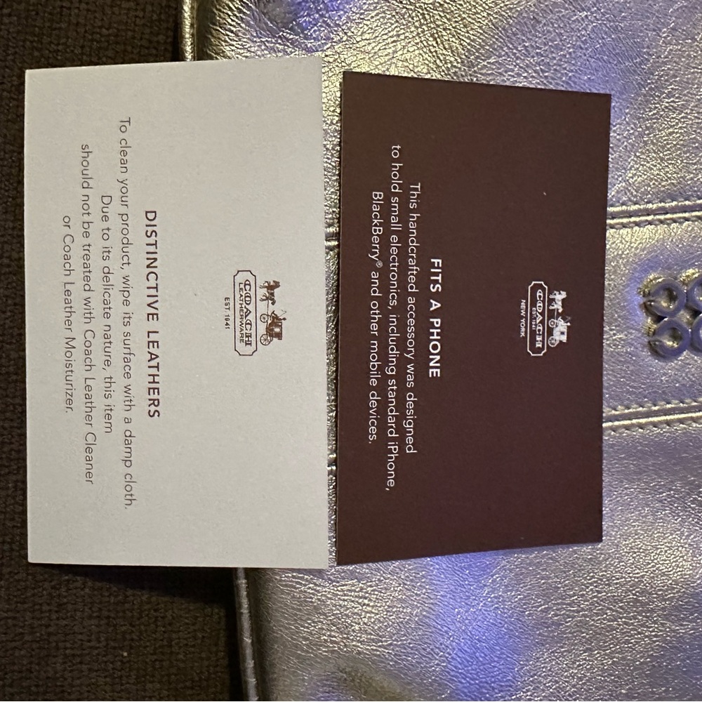 Coach wristlet NWT gold‎ - Picture 9 of 11